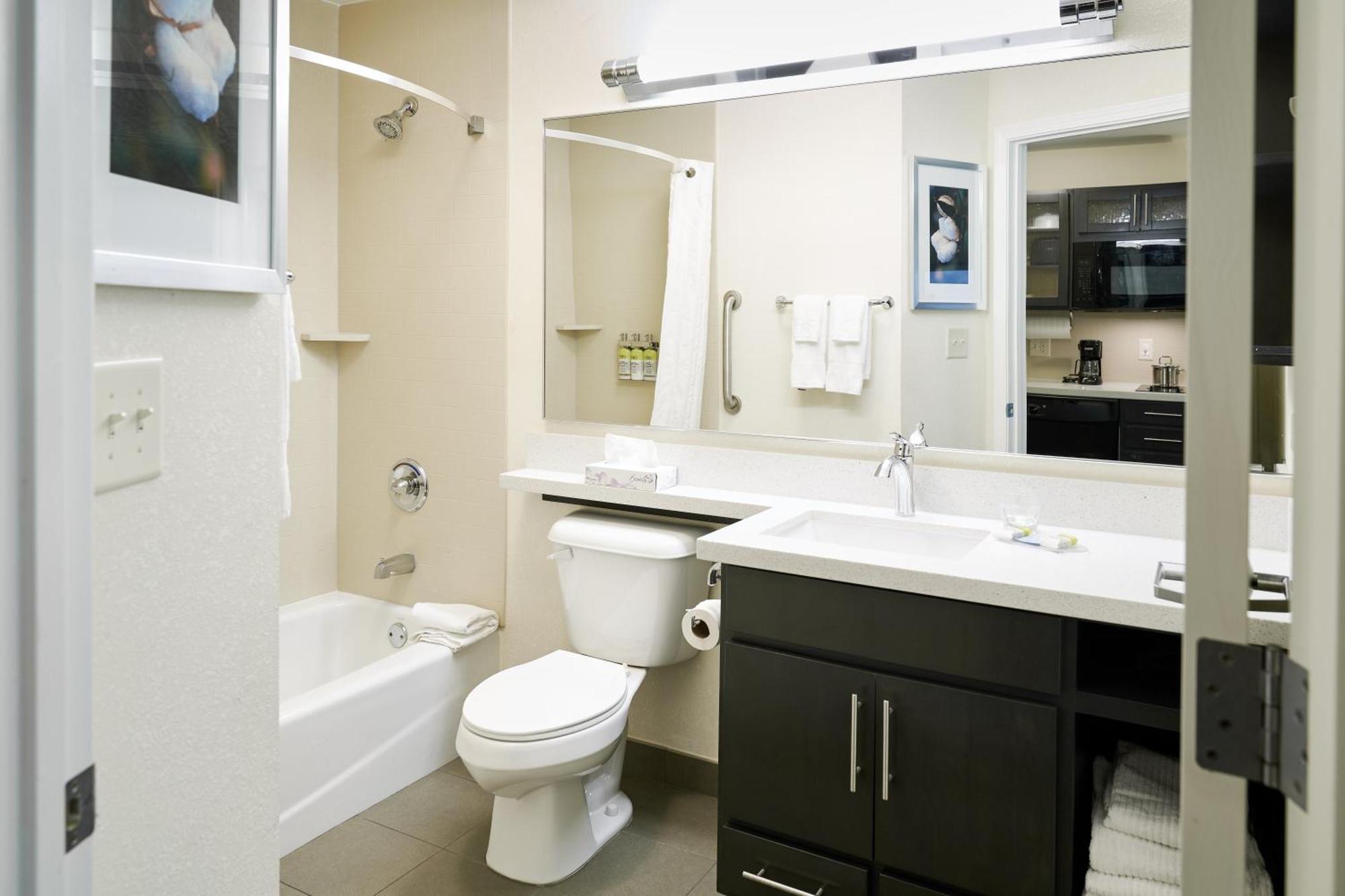 Studio Suite,1438905895:JPEG
