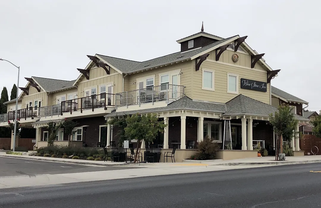 Wine Stone Inn-1